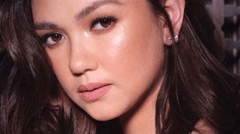 bold artista|Angelica Panganiban To Star In Antoinette Jadaone Film Boldstar .